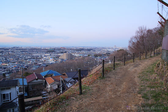 夜景スポット みはらし公園 かたらいの路の雰囲気
