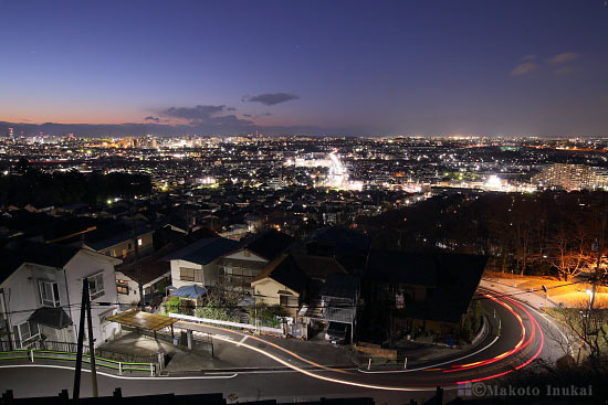 日野(北)方向の夜景を望む